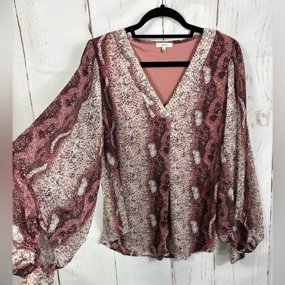 JODIFL Tops - Jodifl Pink Shades Blouse Top With A V-Neckline And Large Long Balloon Sleeves